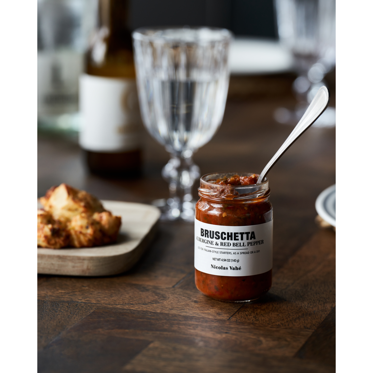 Nicolas Vahé - Bruschetta Aubergine en Rode paprika